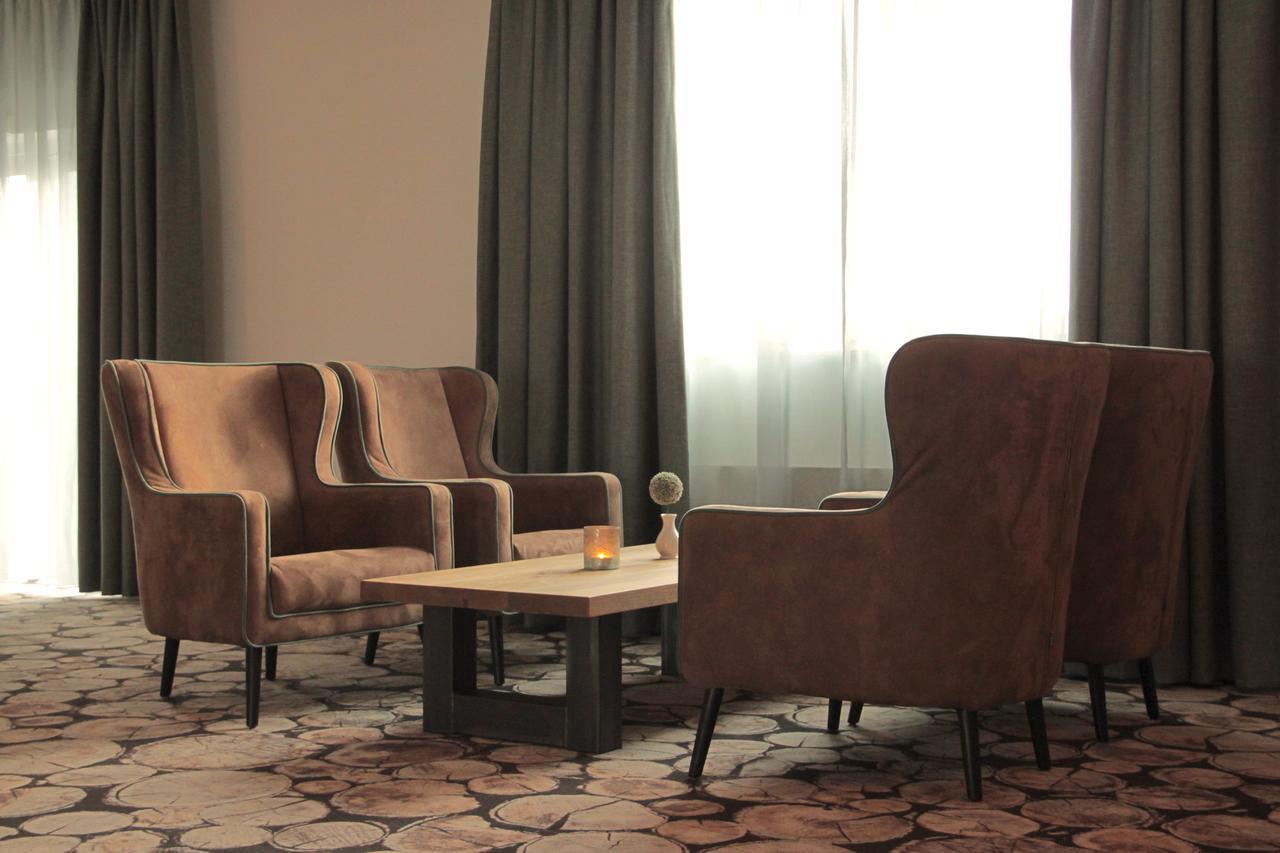 Hotel Hamburg-Wittenburg Van Der Valk Екстериор снимка